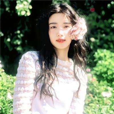 孤岛月光:她们三人的逃生游戏